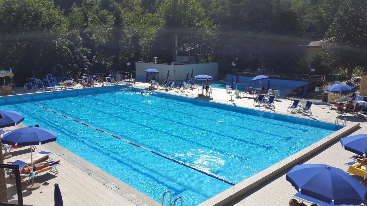 Hotel La Pace Maresca 3*,